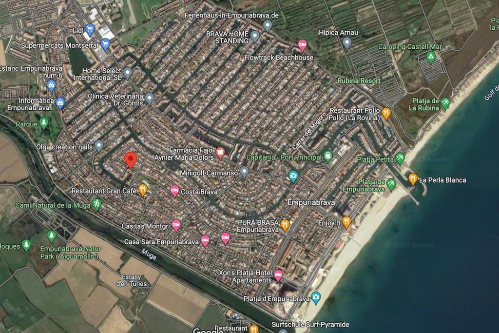 Lindo Apartamento Con Vistas Al Puerto Mistral Empuriabrava Exterior photo